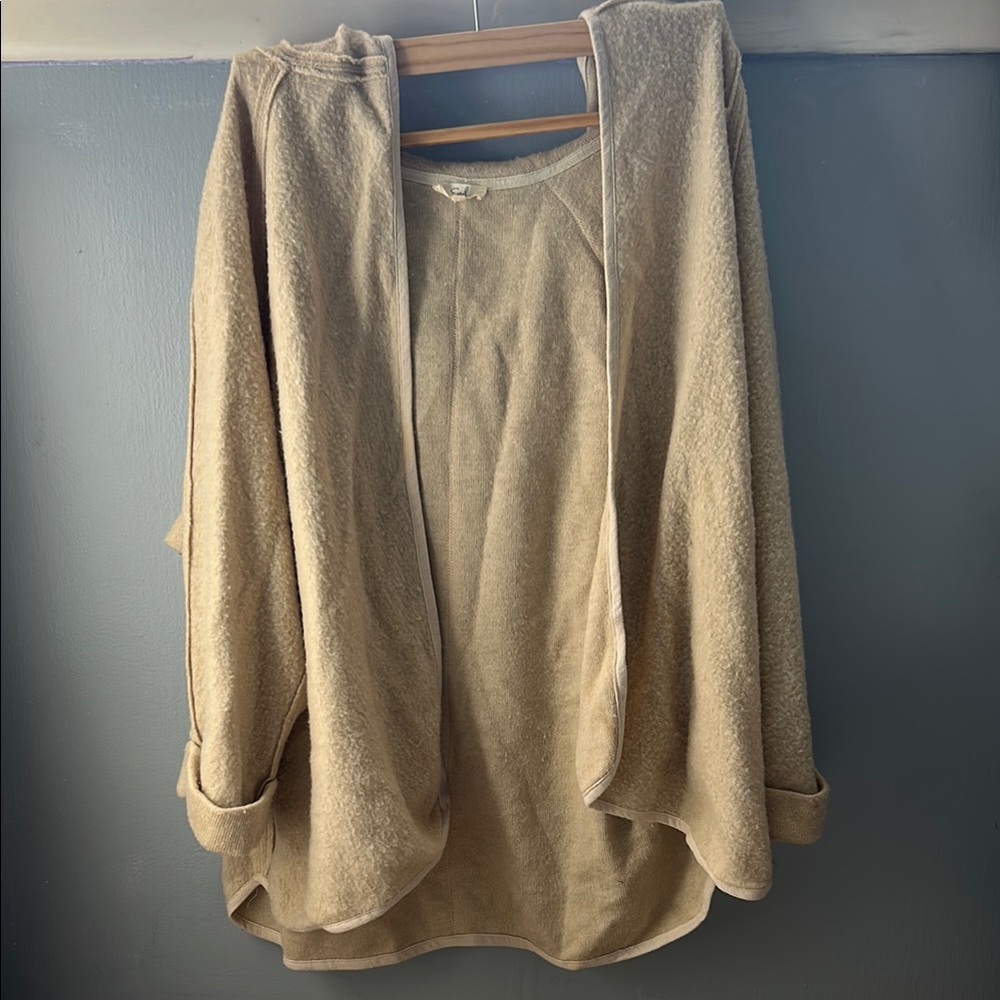 Grey Bandit Cozy Tan Women's Sweater with hood